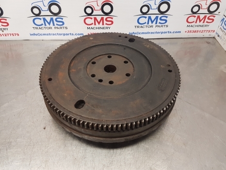 Massey Ferguson 135, 165, 150, 245 Engine Flywheel 734861m91, 31216166 - Volante de inercia para Tractor: foto 1 Massey Ferguson 135, 165, 150, 245 Engine Flywheel 734861m91, 31216166 - Volante de inercia para Tractor: foto 1