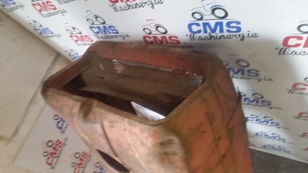 Massey Ferguson 135 Engine Hood Bonnet. Please Check By Photos. - Capota para Tractor: foto 3 Massey Ferguson 135 Engine Hood Bonnet. Please Check By Photos. - Capota para Tractor: foto 3