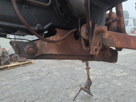 Massey Ferguson 4255 Pick Up Hitch For Parts - Bastidor/ Chasis para Maquinaria agrícola: foto 4 Massey Ferguson 4255 Pick Up Hitch For Parts - Bastidor/ Chasis para Maquinaria agrícola: foto 4