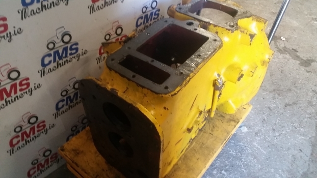 Massey Ferguson 50b Transmission Gearbox Housing 52380m2 - Caja de cambios y piezas para Retroexcavadora: foto 4 Massey Ferguson 50b Transmission Gearbox Housing 52380m2 - Caja de cambios y piezas para Retroexcavadora: foto 4