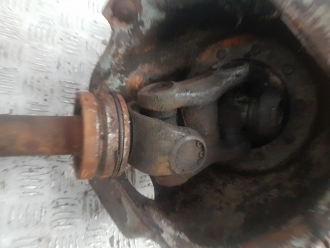 Massey Ferguson 600 Ser Front Hub Rhs 3426051m3, , 3426006, 3426003m9 - Cubo para Tractor: foto 2 Massey Ferguson 600 Ser Front Hub Rhs 3426051m3, , 3426006, 3426003m9 - Cubo para Tractor: foto 2