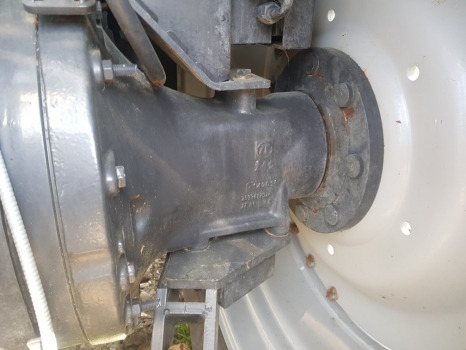 Mccormick X7.650 Rear Half Axle Rhs Zf, 2093417028 - Eje posterior: foto 1 Mccormick X7.650 Rear Half Axle Rhs Zf, 2093417028 - Eje posterior: foto 1