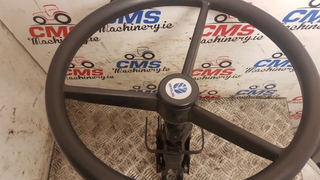 New Holland Fiat Ford L,tl Ect. Series Steering Colum & Steering Wheel 82009379 - Columna de dirección para Tractor: foto 2 New Holland Fiat Ford L,tl Ect. Series Steering Colum & Steering Wheel 82009379 - Columna de dirección para Tractor: foto 2