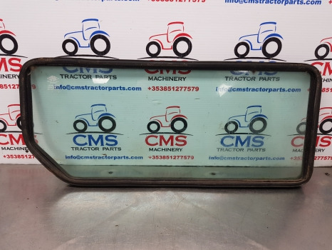 New Holland Ford Fiat Case Tm, 60, Mxm, M 6635, Cab Back Glass Lower 82000485 - Ventana y piezas: foto 2 New Holland Ford Fiat Case Tm, 60, Mxm, M 6635, Cab Back Glass Lower 82000485 - Ventana y piezas: foto 2