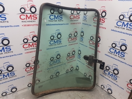 New Holland T4, T5 T5.95 Cab Rear Curved Glass Lhs 84224147, 84224277, 81871681 - Ventana y piezas para Tractor: foto 4 New Holland T4, T5 T5.95 Cab Rear Curved Glass Lhs 84224147, 84224277, 81871681 - Ventana y piezas para Tractor: foto 4