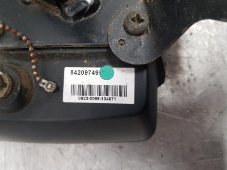 New Holland T6000, T7, T7000 Series T7040 Display Monitor 84209479, 47585461 - Salpicadero para Tractor: foto 5 New Holland T6000, T7, T7000 Series T7040 Display Monitor 84209479, 47585461 - Salpicadero para Tractor: foto 5