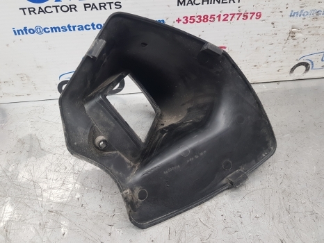 New Holland T7000, T6000, T7 Series T7.200 Display Cover Panel 82037716 - Salpicadero para Tractor: foto 4 New Holland T7000, T6000, T7 Series T7.200 Display Cover Panel 82037716 - Salpicadero para Tractor: foto 4