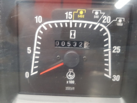 New Holland Tm, Tm135 Series Instrument Cluster, Clocks 82012501, 82007802 - Sistema eléctrico: foto 5 New Holland Tm, Tm135 Series Instrument Cluster, Clocks 82012501, 82007802 - Sistema eléctrico: foto 5