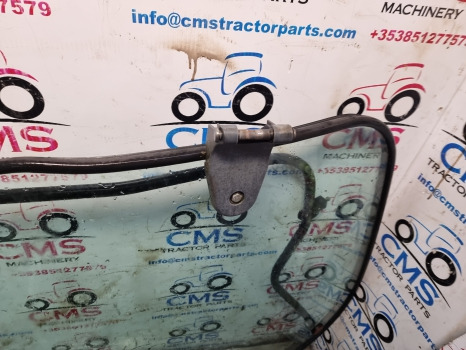 New Holland Ts115a, T7000, Case Series, Cab Back Window Assy 87663400, 82030887 - Ventana y piezas: foto 5 New Holland Ts115a, T7000, Case Series, Cab Back Window Assy 87663400, 82030887 - Ventana y piezas: foto 5
