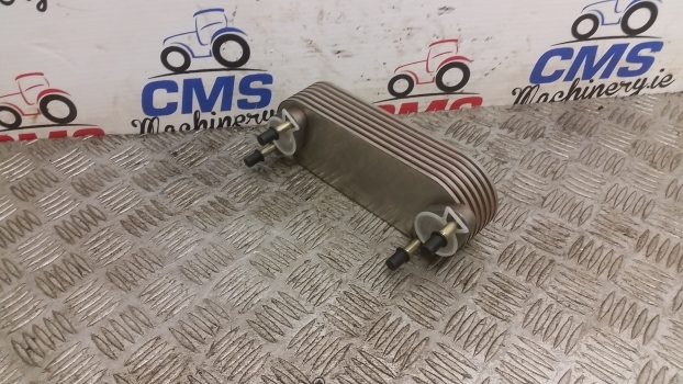 Perkins Perkins Engine Oil Cooler 2486a991 - Enfriador de aceite para Tractor: foto 1 Perkins Perkins Engine Oil Cooler 2486a991 - Enfriador de aceite para Tractor: foto 1
