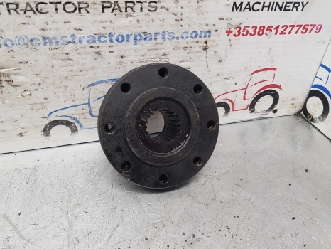 Ford 10 Series 7810 Carraro 709/19s2 Bevel Pinion Flange Car123399; 83957805 - Piezas de recambio para Tractor: foto 2 Ford 10 Series 7810 Carraro 709/19s2 Bevel Pinion Flange Car123399; 83957805 - Piezas de recambio para Tractor: foto 2