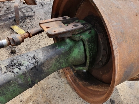 John Deere 6820 Front Rear Axle, Transmission, Engine Lift Parts Nut - Piezas de recambio para Tractor: foto 5 John Deere 6820 Front Rear Axle, Transmission, Engine Lift Parts Nut - Piezas de recambio para Tractor: foto 5
