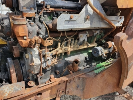 John Deere 6820 Front Rear Axle, Transmission, Engine Lift Parts Nut - Piezas de recambio para Tractor: foto 4 John Deere 6820 Front Rear Axle, Transmission, Engine Lift Parts Nut - Piezas de recambio para Tractor: foto 4