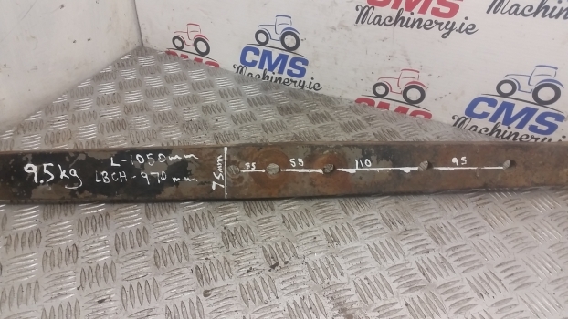 Massey Ferguson 135 Lift Arm. Lenght 1050. Please Check By Photos. - Piezas de recambio para Tractor: foto 2 Massey Ferguson 135 Lift Arm. Lenght 1050. Please Check By Photos. - Piezas de recambio para Tractor: foto 2