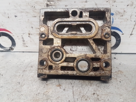 Terex T252 Tr250 Danfoss Proportional Valve End Plate 159h0996 - Piezas de recambio para Manipulador telescópico: foto 3 Terex T252 Tr250 Danfoss Proportional Valve End Plate 159h0996 - Piezas de recambio para Manipulador telescópico: foto 3