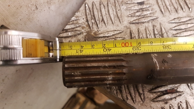 Same Rubin 120 Iron, Silver, Titan Pto Drive Clutch Shaft 0.008.5261.0/30 - Transmisión para Tractor: foto 2 Same Rubin 120 Iron, Silver, Titan Pto Drive Clutch Shaft 0.008.5261.0/30 - Transmisión para Tractor: foto 2