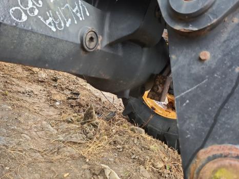Valtra S280 Front axle housing rhs As2075, 4474409145, 4475.309.145, V35028200 - Eje delantero: foto 2 Valtra S280 Front axle housing rhs As2075, 4474409145, 4475.309.145, V35028200 - Eje delantero: foto 2