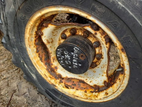 Valtra S280 Front axle hub rhs complete Zf As2075, V36399800 - Eje delantero: foto 1 Valtra S280 Front axle hub rhs complete Zf As2075, V36399800 - Eje delantero: foto 1