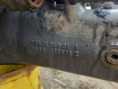 Valtra T174ea Front axle housing rhs 755.01.059.61 - Eje delantero para Maquinaria agrícola: foto 3 Valtra T174ea Front axle housing rhs 755.01.059.61 - Eje delantero para Maquinaria agrícola: foto 3