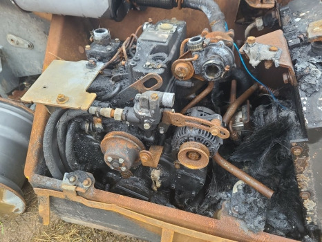Wacker Neuson Th412 Complete Engine For Parts Yanmar, 3tnv84t- Bkwm, 72565 - Motor: foto 3 Wacker Neuson Th412 Complete Engine For Parts Yanmar, 3tnv84t- Bkwm, 72565 - Motor: foto 3