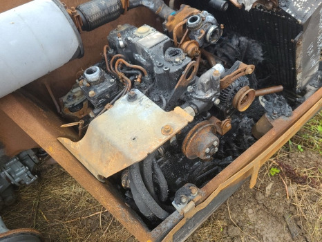 Wacker Neuson Th412 Complete Engine For Parts Yanmar, 3tnv84t- Bkwm, 72565 - Motor: foto 2 Wacker Neuson Th412 Complete Engine For Parts Yanmar, 3tnv84t- Bkwm, 72565 - Motor: foto 2
