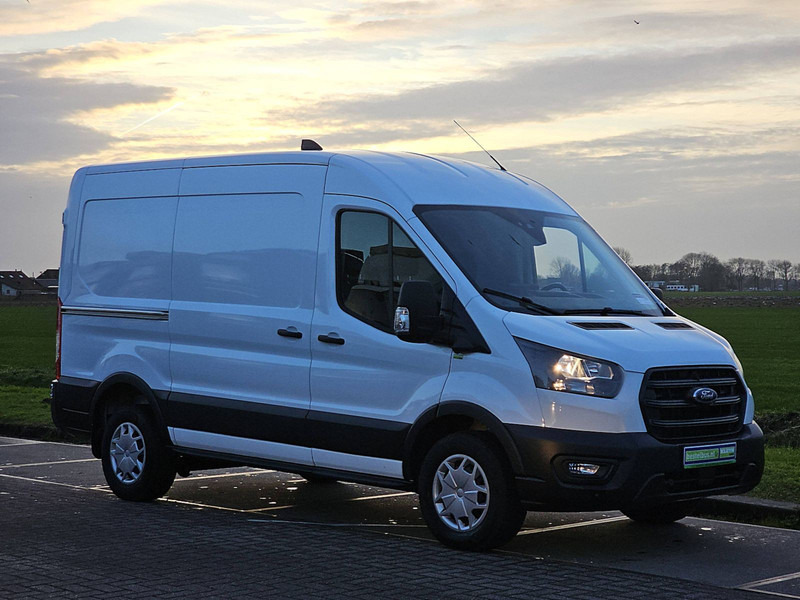 Ford Transit 2.0 L2H2 Navi 130Pk AC! - Furgoneta pequeña: foto 4 Ford Transit 2.0 L2H2 Navi 130Pk AC! - Furgoneta pequeña: foto 4