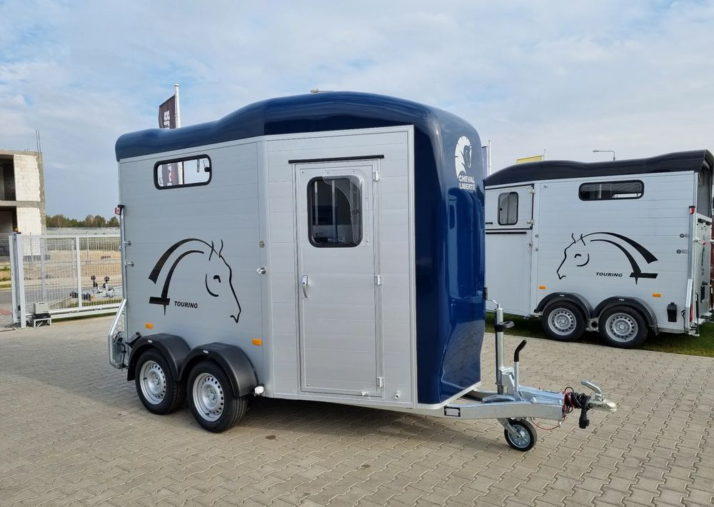 CHEVAL LIBERTÉ Cheval Liberte Touring Country + Siodlarnia - Remolque para caballos: foto 3 CHEVAL LIBERTÉ Cheval Liberte Touring Country + Siodlarnia - Remolque para caballos: foto 3