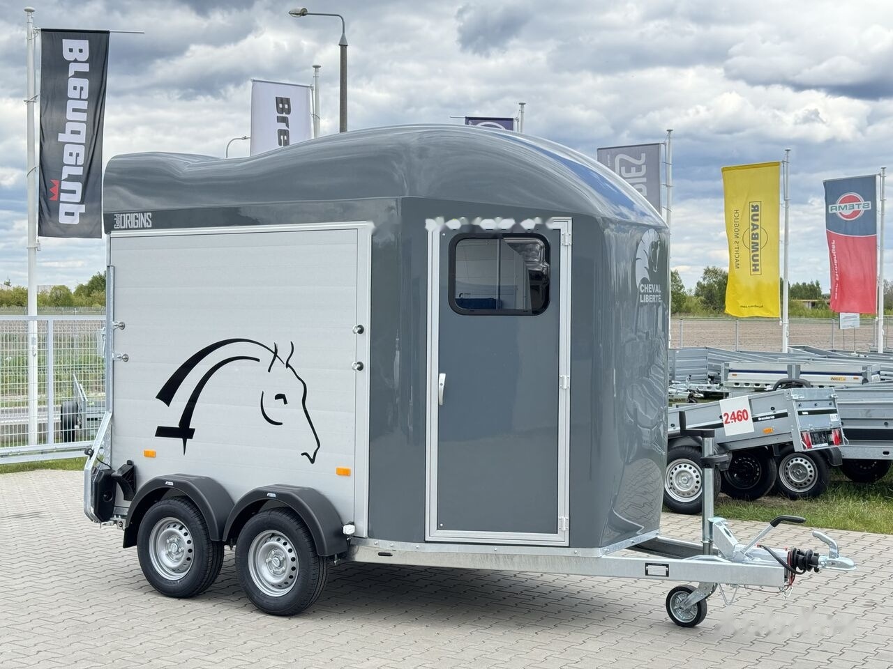Cheval Liberté Gold Origins ALU przyczepa do przewozu 2 koni 2000kg + siodlarni - Remolque para caballos: foto 1 Cheval Liberté Gold Origins ALU przyczepa do przewozu 2 koni 2000kg + siodlarni - Remolque para caballos: foto 1