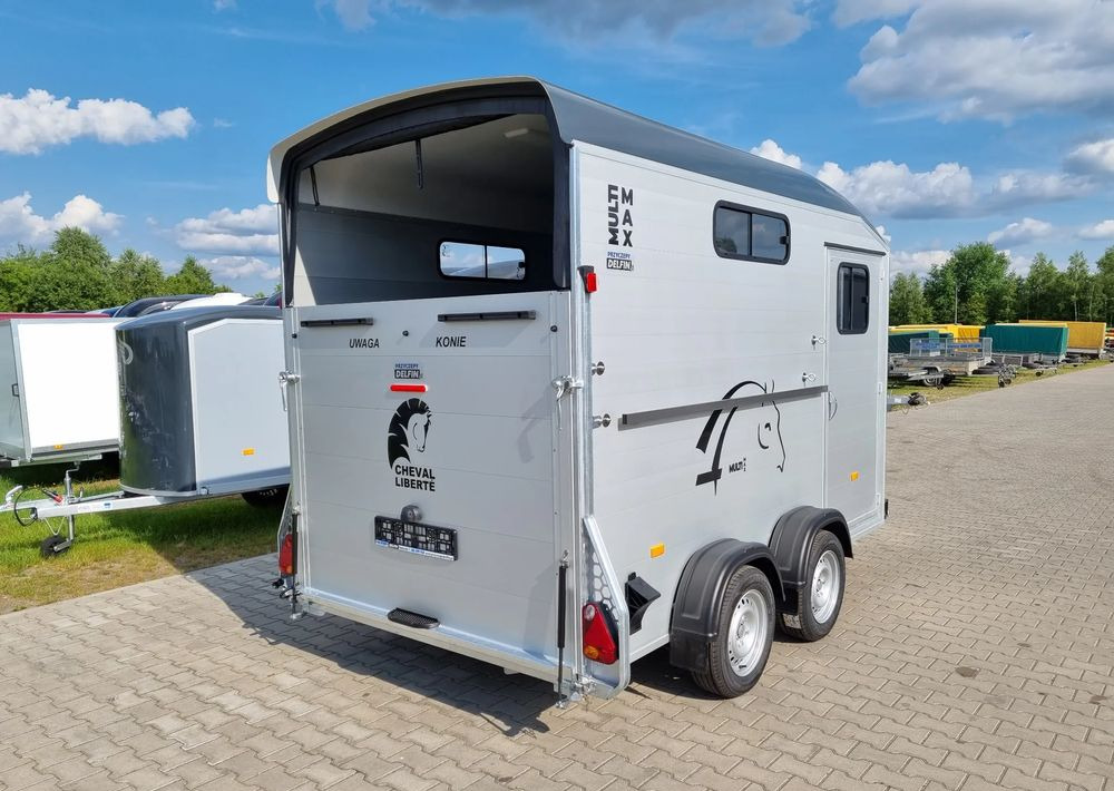 Cheval Liberte Multimax przyczepa na dwa konie | duża siodlarnia | drzwi boczne | 2600 kg DMC | 380×181 cm | ALUMINIOWA | Debon | dostawa | mocna i solidna | - Remolque para caballos: foto 4 Cheval Liberte Multimax przyczepa na dwa konie | duża siodlarnia | drzwi boczne | 2600 kg DMC | 380×181 cm | ALUMINIOWA | Debon | dostawa | mocna i solidna | - Remolque para caballos: foto 4