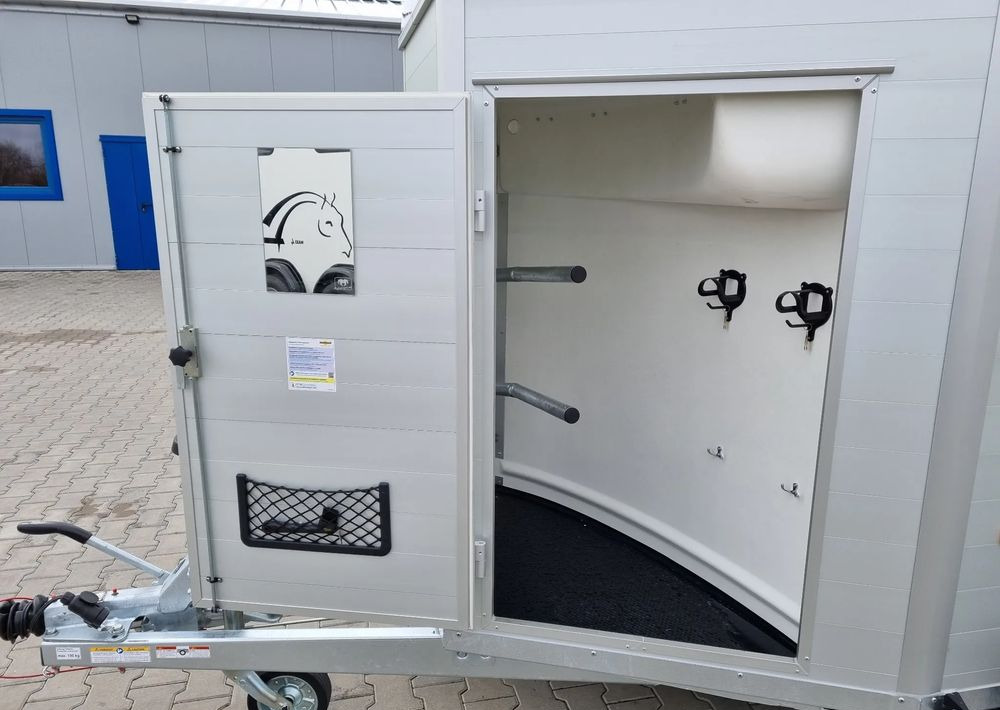 Remolque de coche nuevo HUMBAUR Equitos Alu Plus 2000: foto 9 Remolque de coche nuevo HUMBAUR Equitos Alu Plus 2000: foto 9