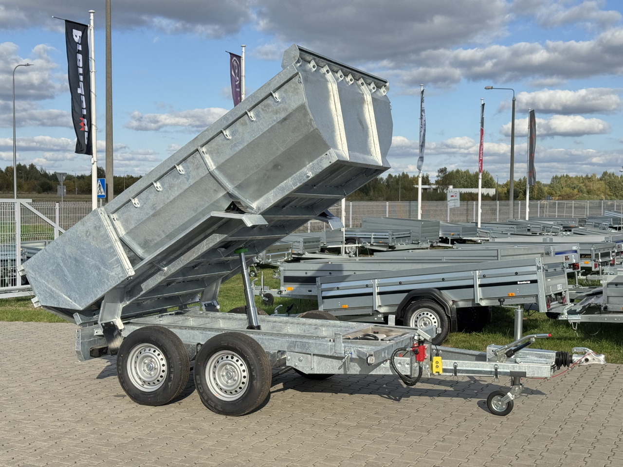 NIEWIADÓW KPW3530.18HT EPP | 300×180cm / 3500kg / kiper wywrotka tipper, muldenkipper - Remolque volquete: foto 1 NIEWIADÓW KPW3530.18HT EPP | 300×180cm / 3500kg / kiper wywrotka tipper, muldenkipper - Remolque volquete: foto 1