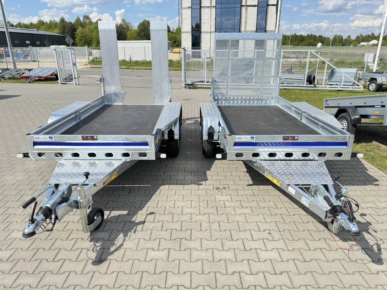 Wiola B2730 GVW 2700 kg machine transporter mini excavator 292x142 cm - Remolque porta maquinaria: foto 3 Wiola B2730 GVW 2700 kg machine transporter mini excavator 292x142 cm - Remolque porta maquinaria: foto 3