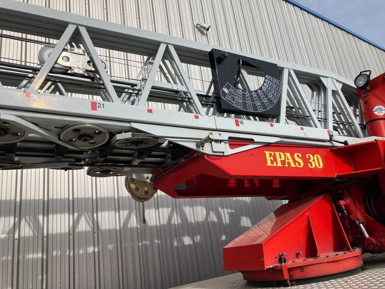 Drabina strażacka 30 m , IVECO Eurocargo Tector 130E24, Camiva EPAS 30 - Camión de bomberos: foto 4 Drabina strażacka 30 m , IVECO Eurocargo Tector 130E24, Camiva EPAS 30 - Camión de bomberos: foto 4