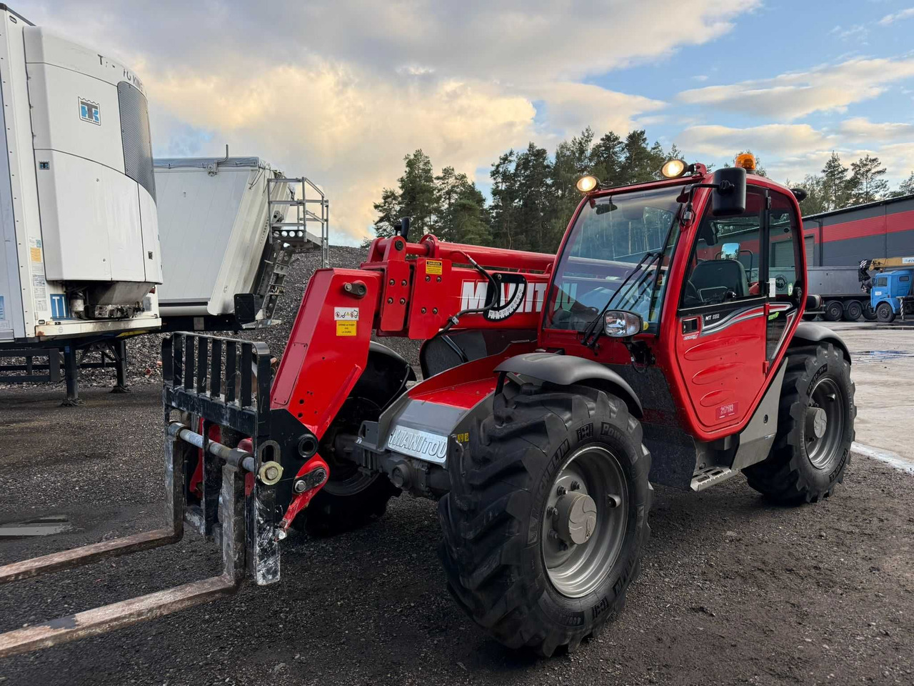 Ładowarka teleskopowa Manitou MT 932 , 2016 r , 270 mtg !!! z Francji. - Manipulador telescópico: foto 3 Ładowarka teleskopowa Manitou MT 932 , 2016 r , 270 mtg !!! z Francji. - Manipulador telescópico: foto 3