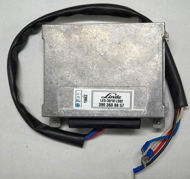 Linde 3903608857 | Steering controller LES 30-30/10 LS02 sn. 1662 0945 for serie - Unidad de control para Equipo de manutención: foto 1 Linde 3903608857 | Steering controller LES 30-30/10 LS02 sn. 1662 0945 for serie - Unidad de control para Equipo de manutención: foto 1