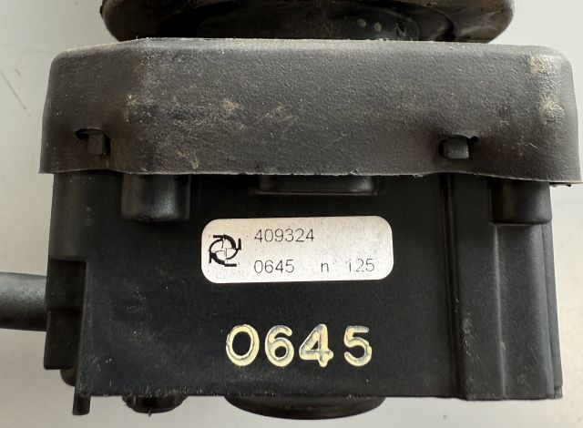 Linde 409324 | Joystick Single Axis Still no. 8409324 sn 0645 125 - Sistema eléctrico para Equipo de manutención: foto 2 Linde 409324 | Joystick Single Axis Still no. 8409324 sn 0645 125 - Sistema eléctrico para Equipo de manutención: foto 2