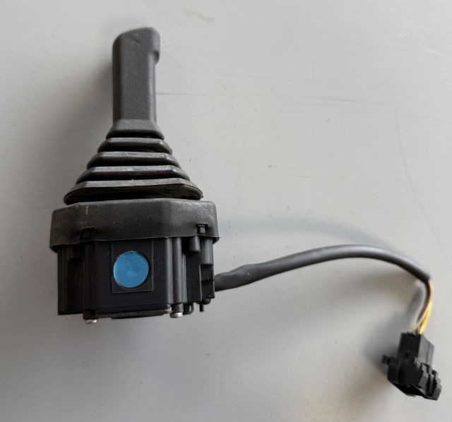 Linde 409324 | Joystick Single Axis Still no. 8409324 sn 0651 62 - Sistema eléctrico para Equipo de manutención: foto 1 Linde 409324 | Joystick Single Axis Still no. 8409324 sn 0651 62 - Sistema eléctrico para Equipo de manutención: foto 1