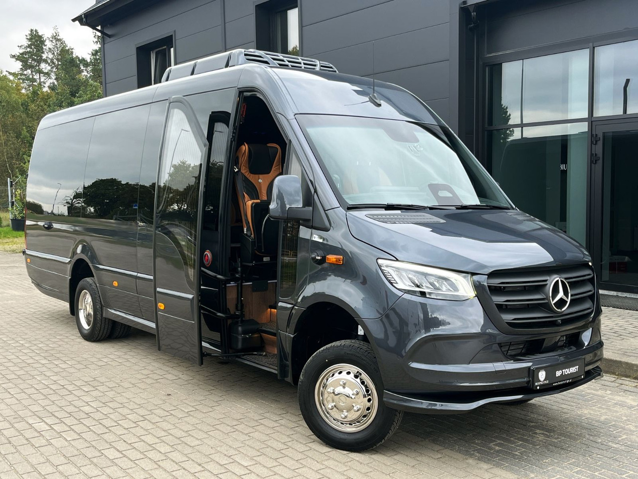 Mercedes-Benz Sprinter 519 AWD 4x4 TOURIST / 21 to 24 Seats - Minibús, Furgoneta de pasajeros: foto 3 Mercedes-Benz Sprinter 519 AWD 4x4 TOURIST / 21 to 24 Seats - Minibús, Furgoneta de pasajeros: foto 3
