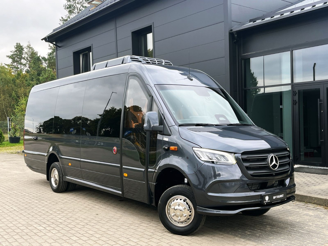 Mercedes-Benz Sprinter 519 AWD 4x4 TOURIST / 21 to 24 Seats - Minibús, Furgoneta de pasajeros: foto 1 Mercedes-Benz Sprinter 519 AWD 4x4 TOURIST / 21 to 24 Seats - Minibús, Furgoneta de pasajeros: foto 1