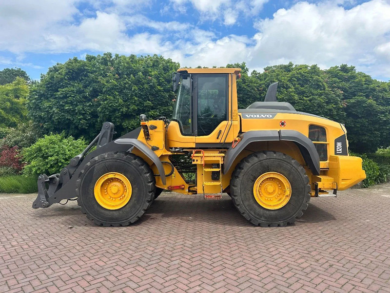 Volvo L120 H - Cargadora de ruedas: foto 1 Volvo L120 H - Cargadora de ruedas: foto 1