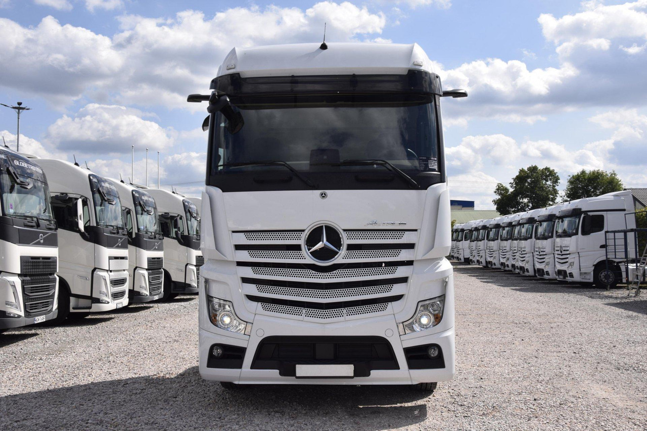 Mercedes-Benz Actros 5 1845 BigSpace - Cabeza tractora: foto 2 Mercedes-Benz Actros 5 1845 BigSpace - Cabeza tractora: foto 2