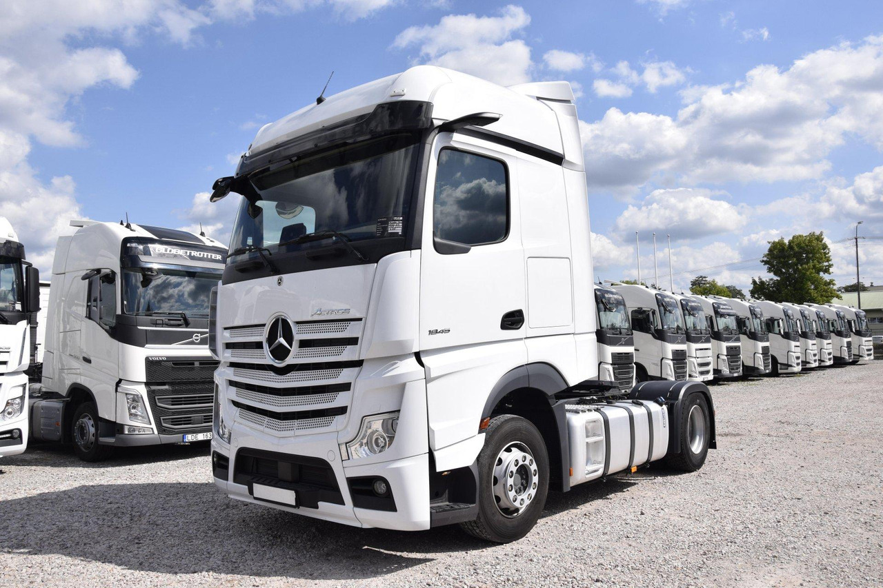 Mercedes-Benz Actros 5 1845 BigSpace - Cabeza tractora: foto 1 Mercedes-Benz Actros 5 1845 BigSpace - Cabeza tractora: foto 1