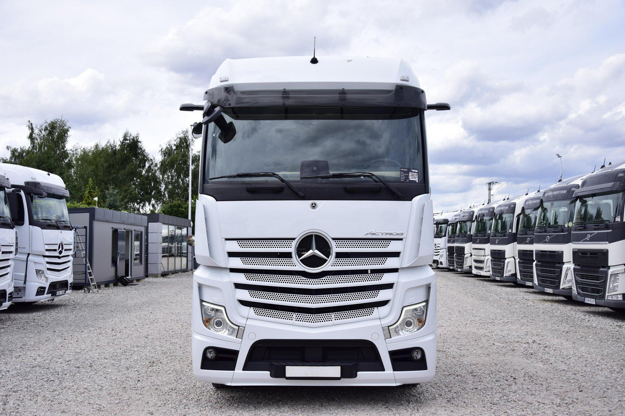 Mercedes-Benz Actros 5 1845 BigSpace - Cabeza tractora: foto 2 Mercedes-Benz Actros 5 1845 BigSpace - Cabeza tractora: foto 2