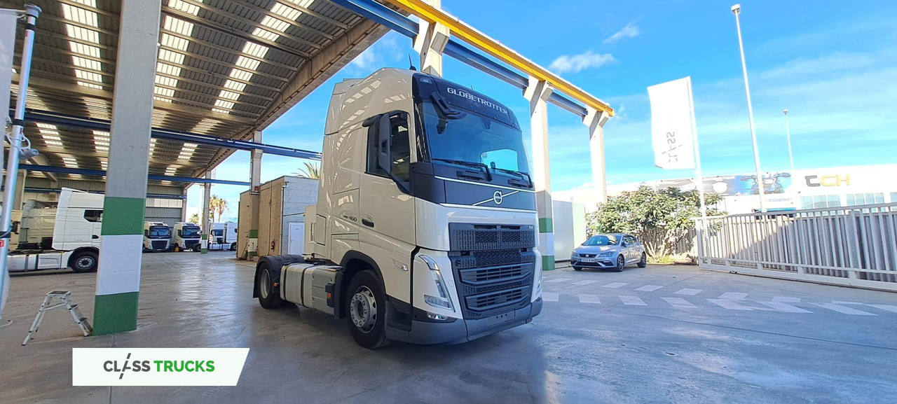 Volvo FH 460 Globetrotter XL Retarder i-Save - Cabeza tractora: foto 3 Volvo FH 460 Globetrotter XL Retarder i-Save - Cabeza tractora: foto 3