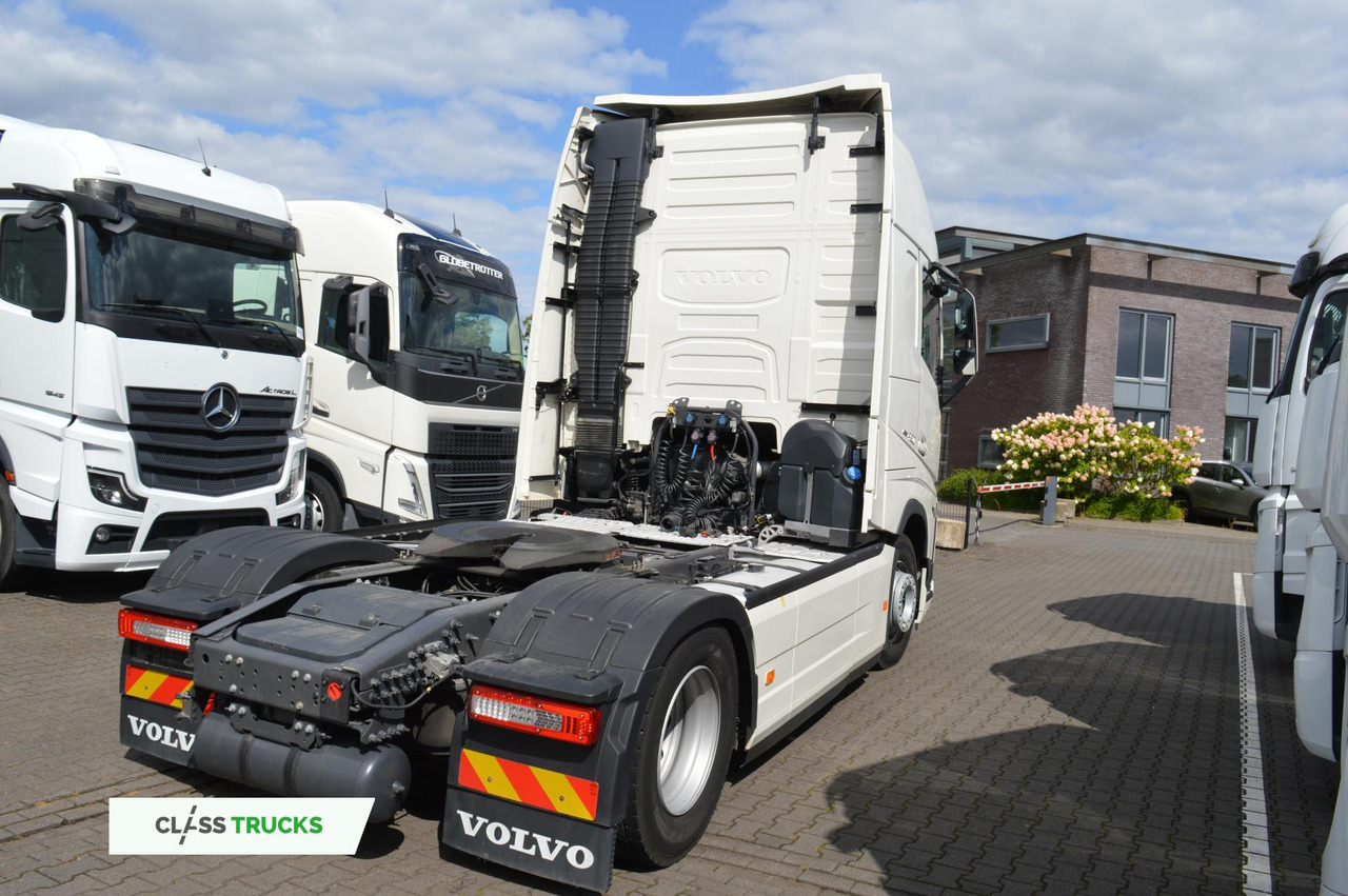 Volvo FH 460 Globetrotter XL i-Save Side Skirts - Cabeza tractora: foto 4 Volvo FH 460 Globetrotter XL i-Save Side Skirts - Cabeza tractora: foto 4