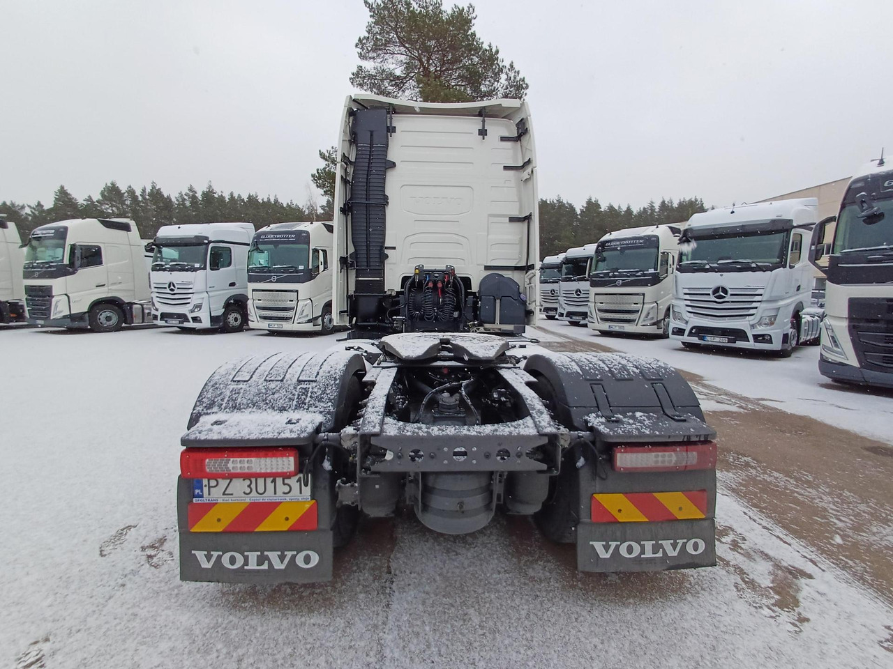 Volvo FH 500 Globetrotter XL - Cabeza tractora: foto 4 Volvo FH 500 Globetrotter XL - Cabeza tractora: foto 4
