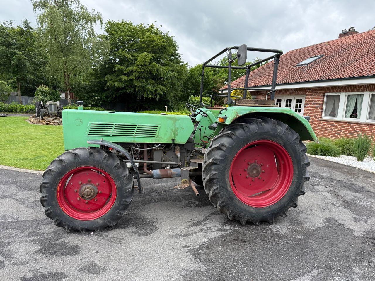 Fendt Farmer 106 (FWA 268S) - Tractor: foto 3 Fendt Farmer 106 (FWA 268S) - Tractor: foto 3