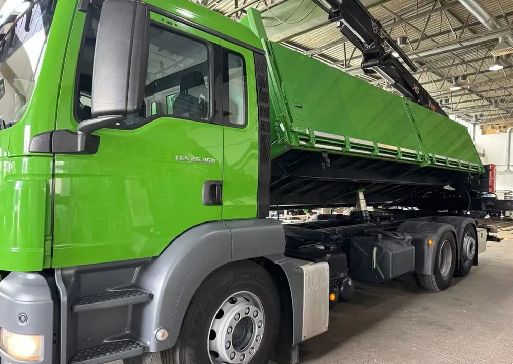 MAN TGS 26.360 | Wywrotka z HDS Hiab 166 K Pro | Euro 5 | 6x2 | - Camión volquete: foto 2 MAN TGS 26.360 | Wywrotka z HDS Hiab 166 K Pro | Euro 5 | 6x2 | - Camión volquete: foto 2