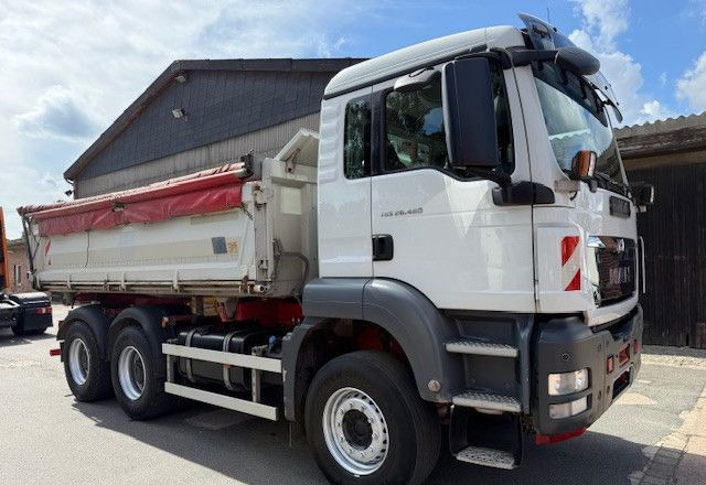 MAN TGS 26.480 6x4 BB | Wywrotka MEILLER | 480 KM | Manual | Hydraulika | Euro5 - Camión volquete: foto 1 MAN TGS 26.480 6x4 BB | Wywrotka MEILLER | 480 KM | Manual | Hydraulika | Euro5 - Camión volquete: foto 1