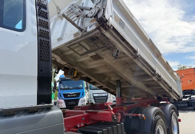 MAN TGS 26.480 6x4 BB | Wywrotka MEILLER | 480 KM | Manual | Hydraulika | Euro5 - Camión volquete: foto 3 MAN TGS 26.480 6x4 BB | Wywrotka MEILLER | 480 KM | Manual | Hydraulika | Euro5 - Camión volquete: foto 3